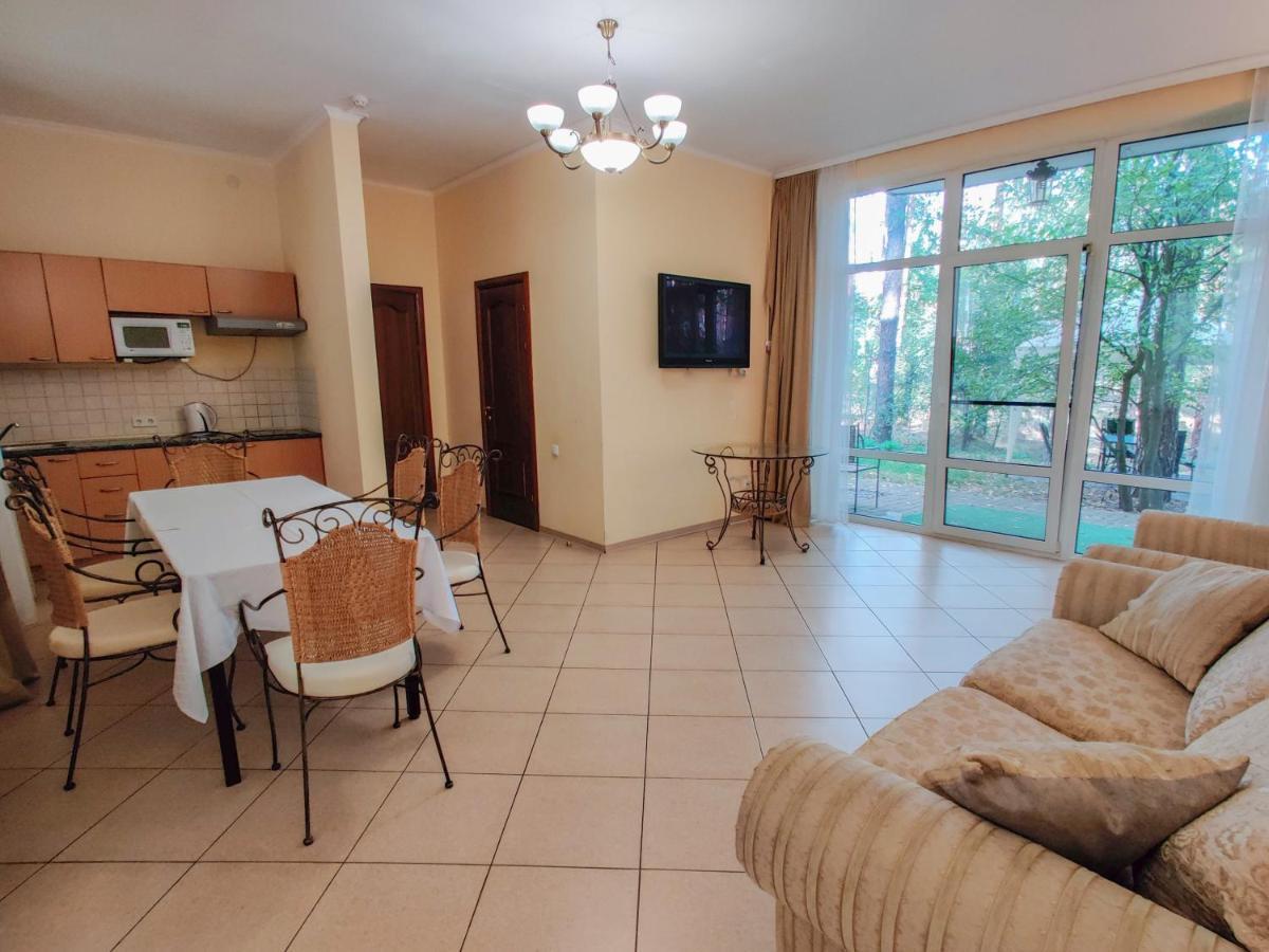 Заміський Комплекс "Пуща Лісна" Hotel Moschun Room photo