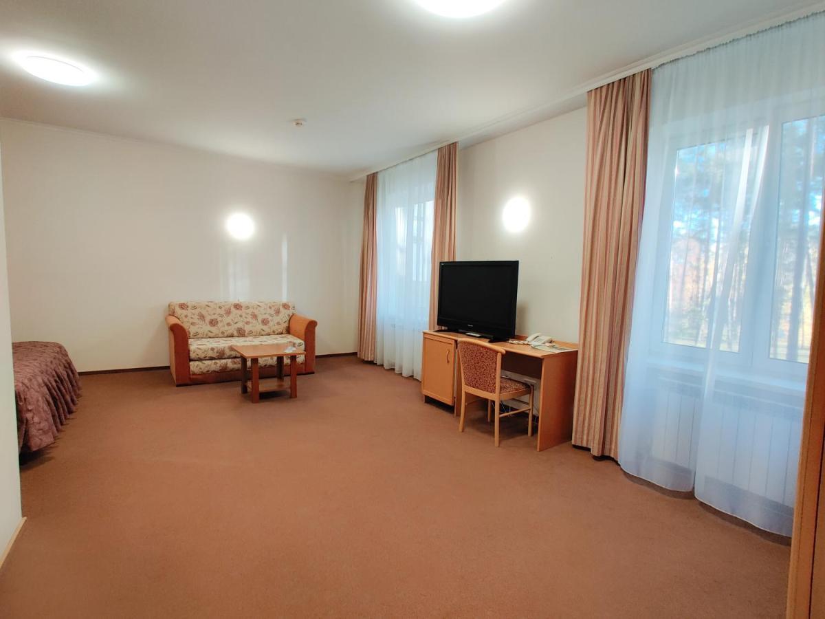 Заміський Комплекс "Пуща Лісна" Hotel Moschun Room photo