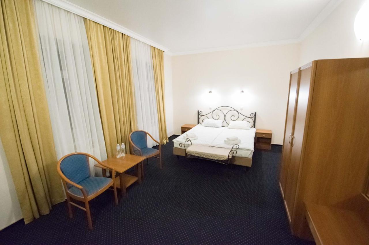 Заміський Комплекс "Пуща Лісна" Hotel Moschun Room photo